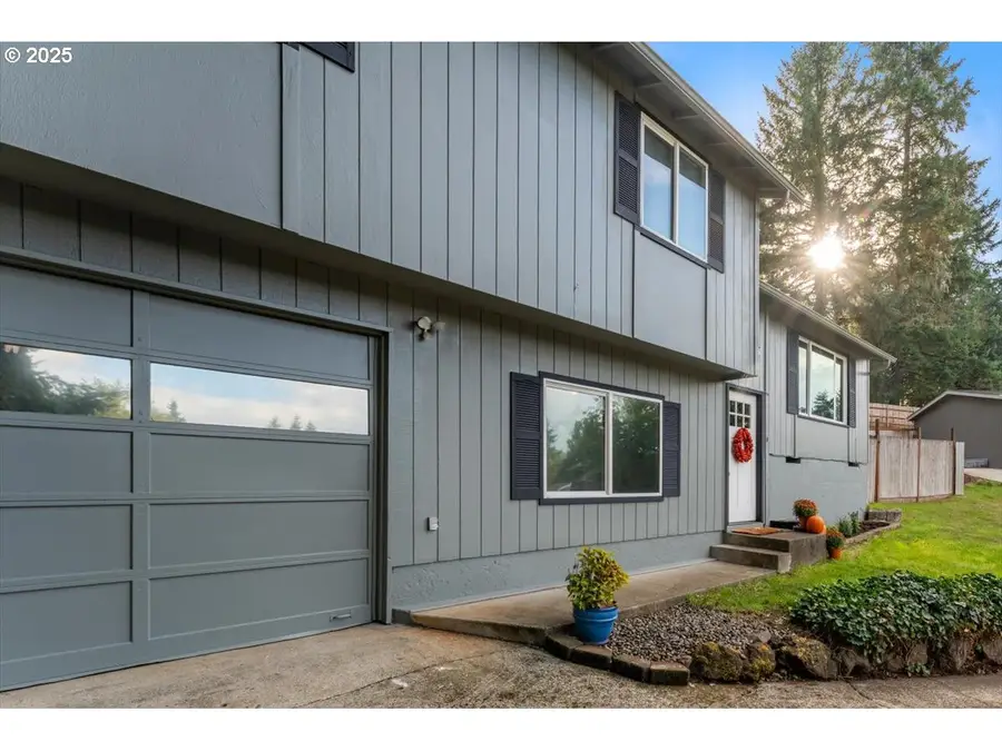 122 Maryhill Dr, Kelso, WA 98626 - Image #3