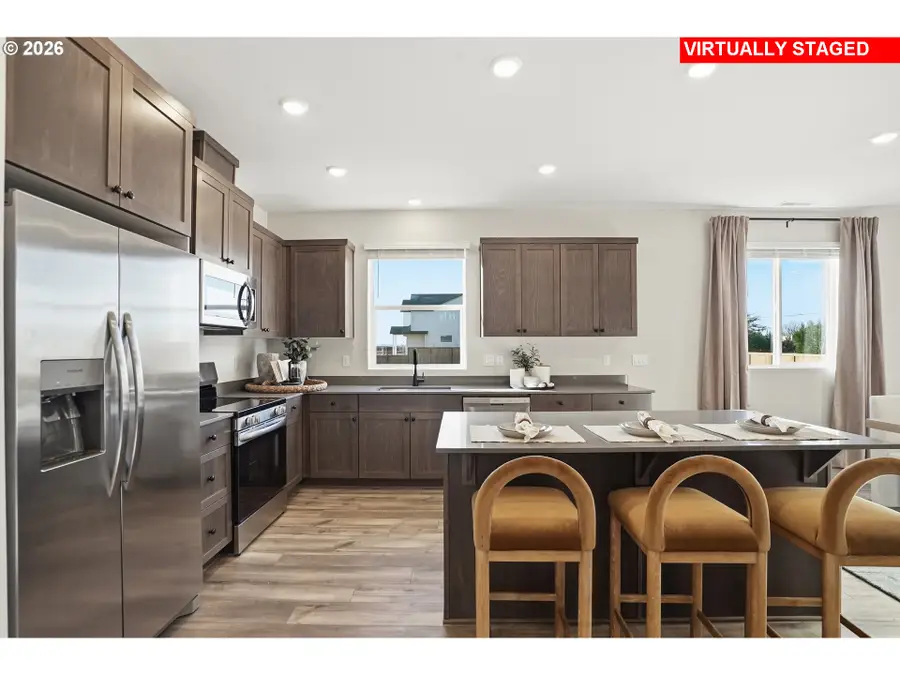 429 NE Hunter Dr, Estacada, OR 97023 - #3