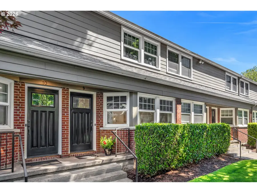 2555 NW Savier St #9, Portland, OR 97210 - #3