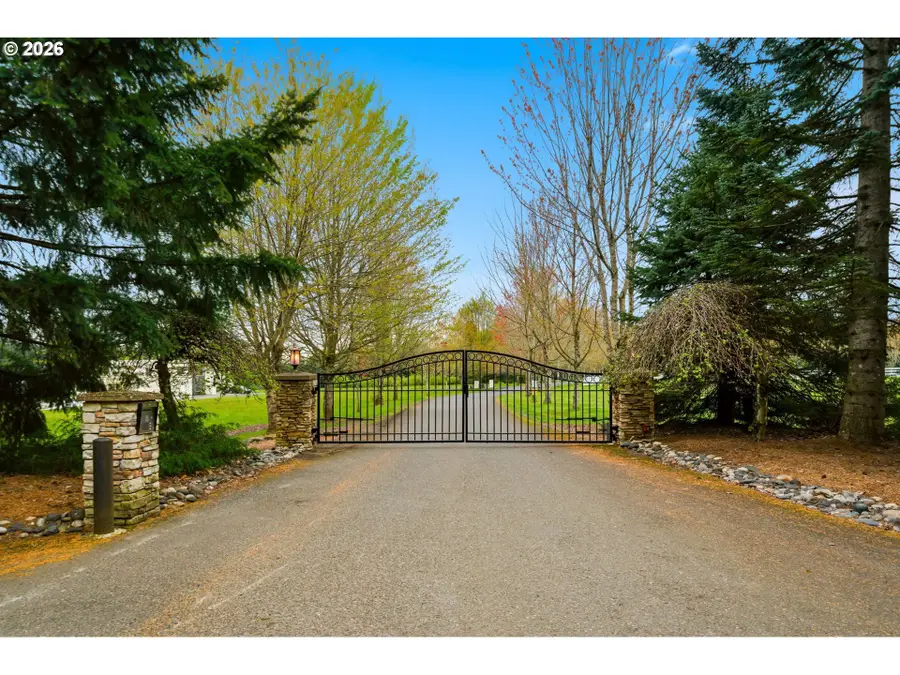 38901 NE 25th St, Washougal, WA 98671 - #2