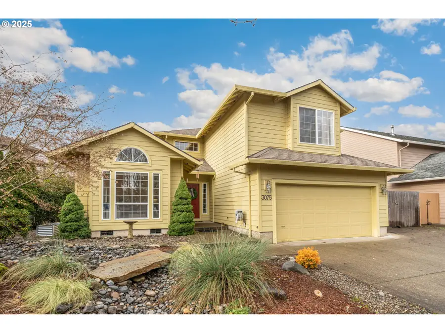 3075 NE 4th Ave, Hillsboro, OR 97124 - Image #2