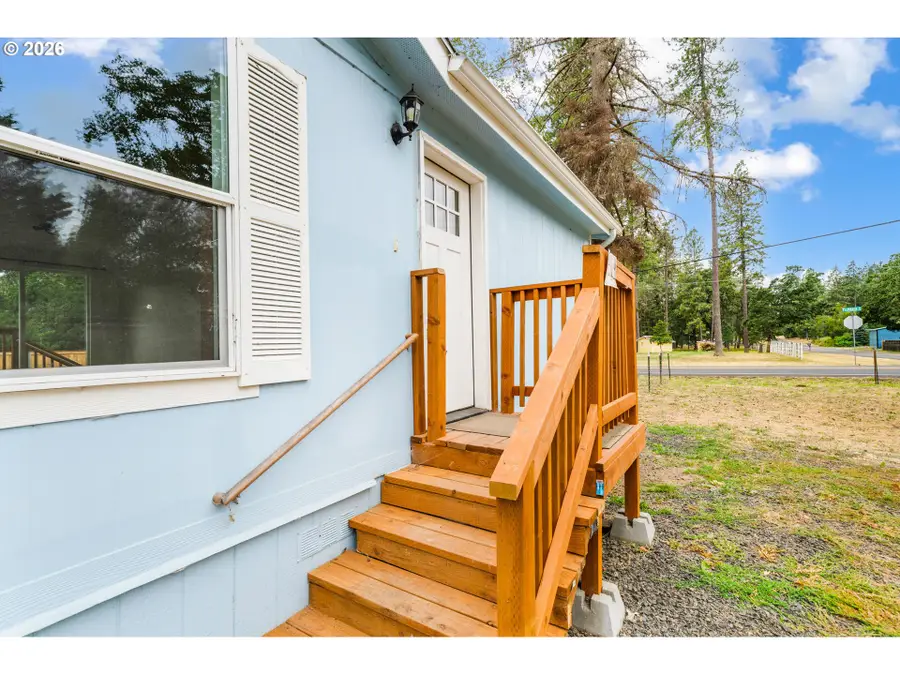 88247 Ellmaker Rd, Veneta, OR 97487 - #2