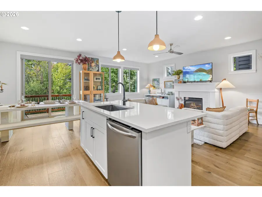 10947 SW Annand Hill Ct, Tigard, OR 97224 - #3
