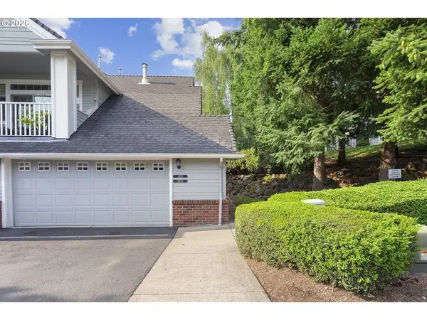 4890 Summerlinn Way, WestLinn, OR 97068