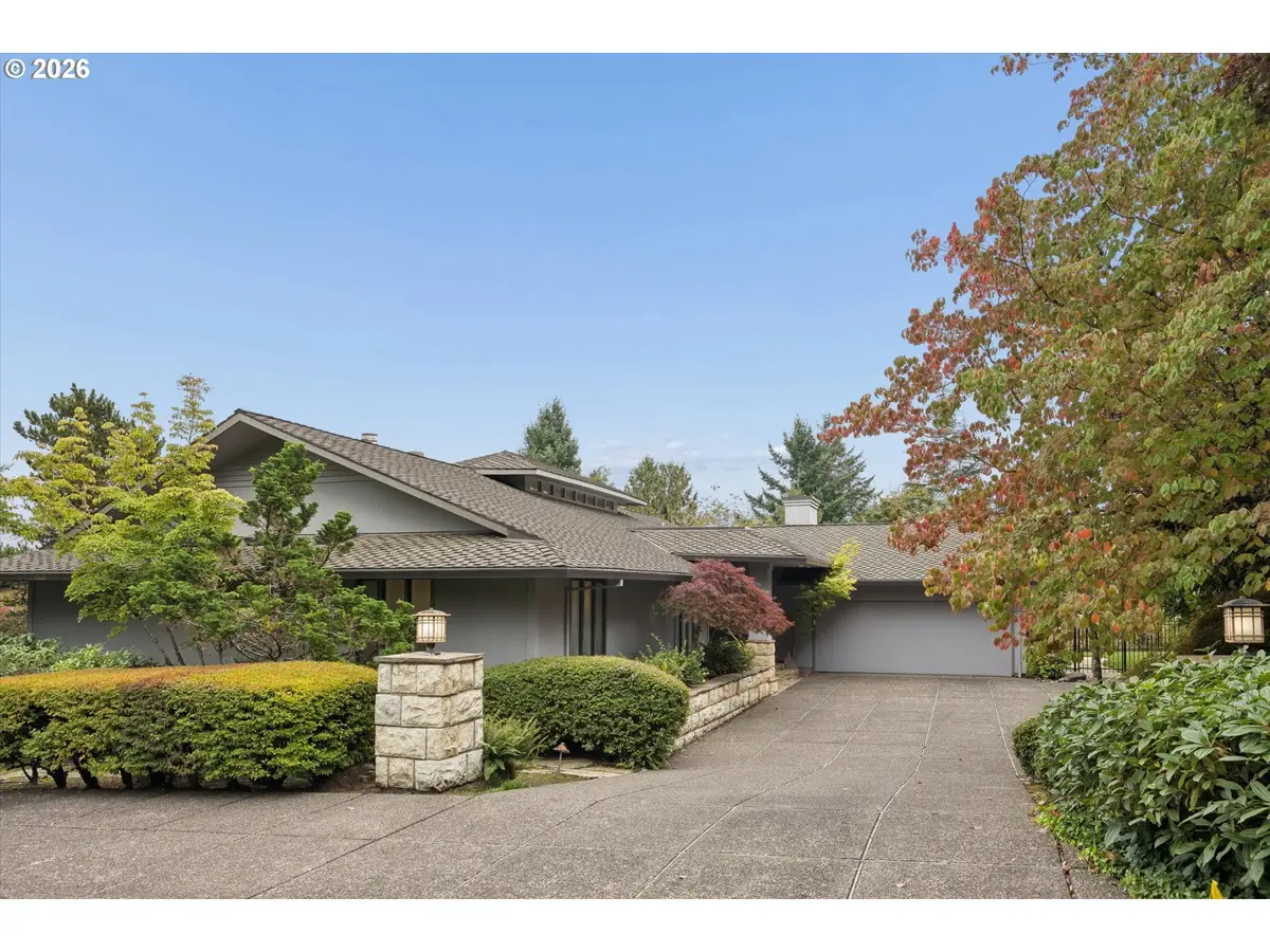 26 Monticello Dr, Lake Oswego, OR 97035 - #1