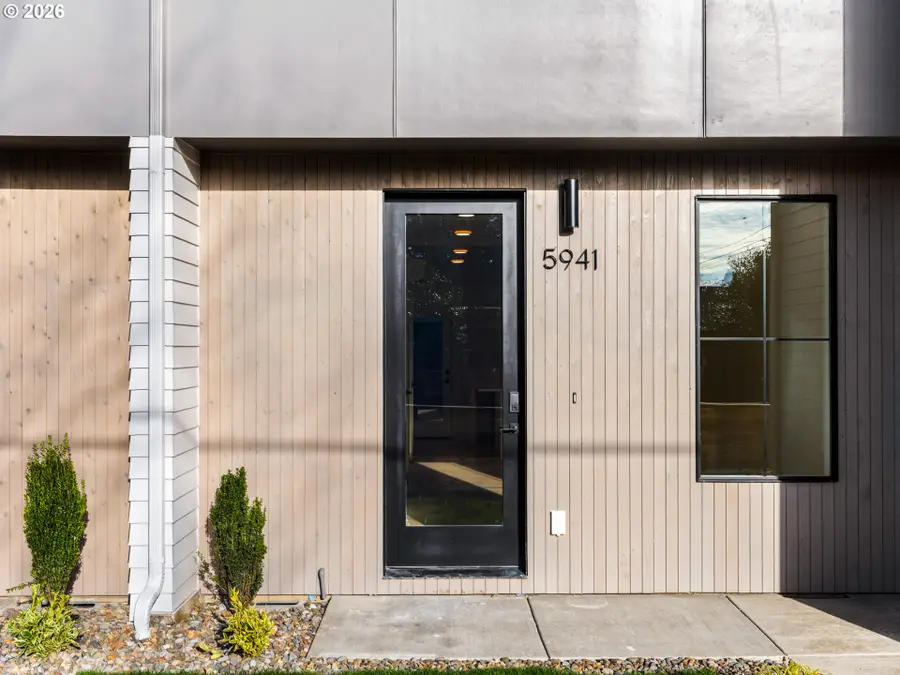5941 SE 60th Ave, Portland, OR 97206 - #2