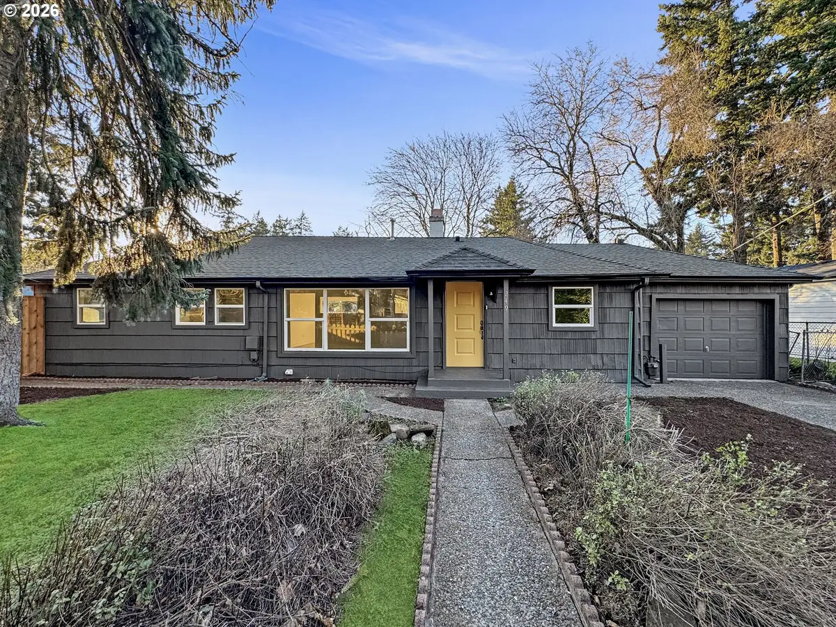 249 NE 191st Ave, Portland, OR 97230 - Image #1