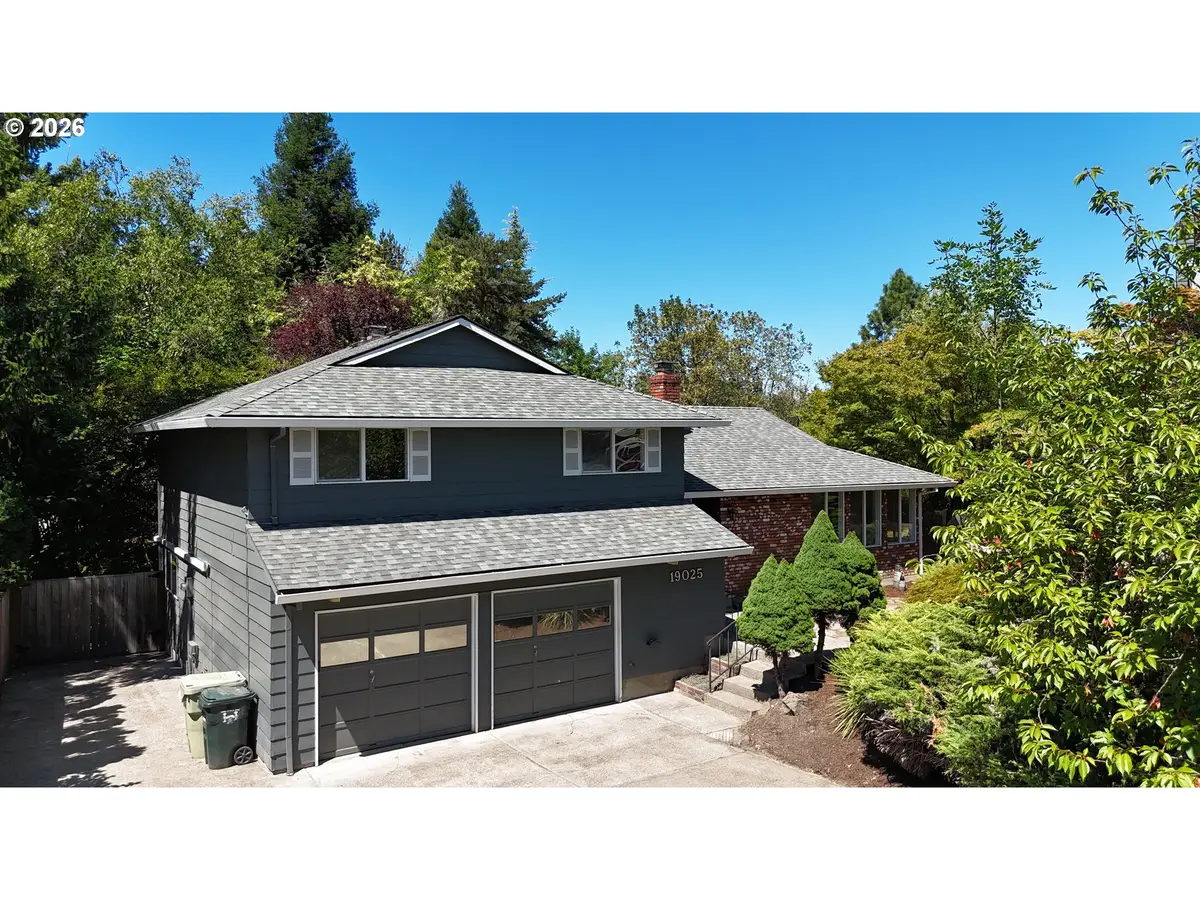 19025 SW Brooklawn Ct, Beaverton, OR 97003 - #1