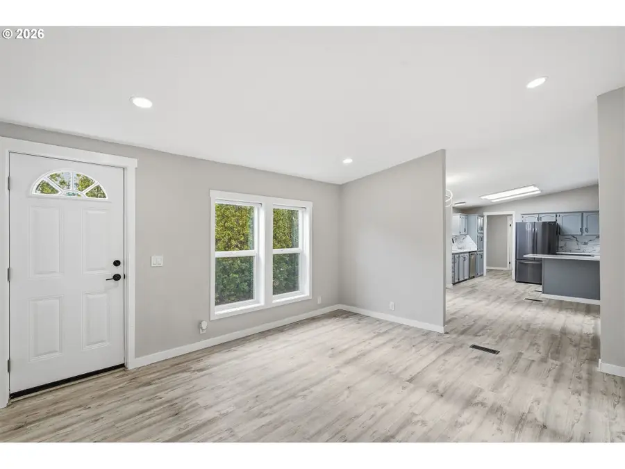 4617 SE 133rd Dr #92, Portland, OR 97236 - Image #2