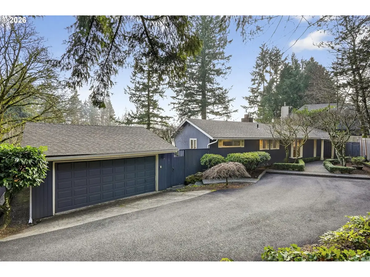 1433 SW Highland Rd, Portland, OR 97221 - Image #1
