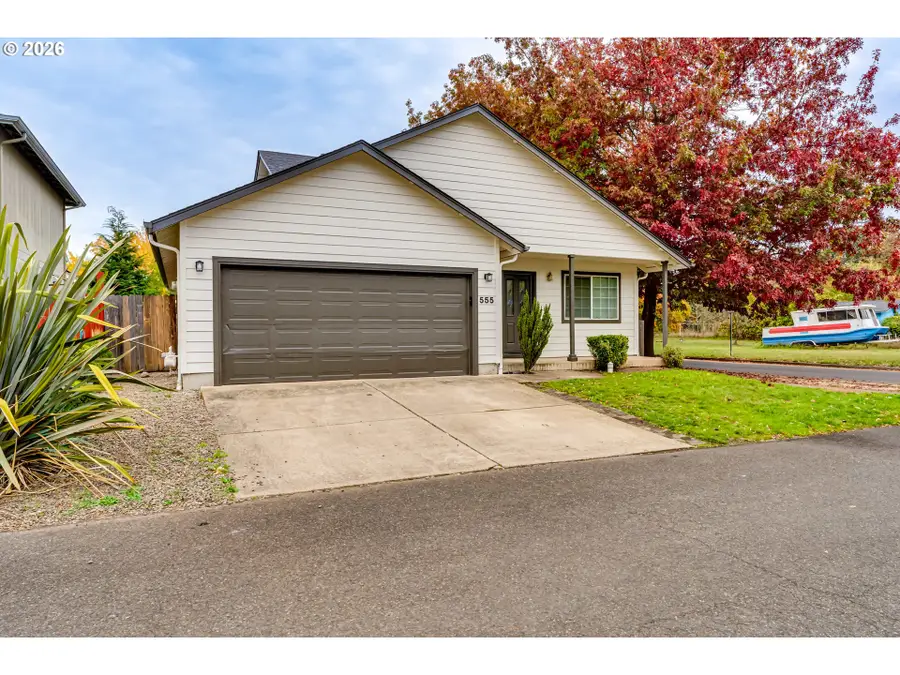 555 Hollyhock Ln, Eugene, OR 97404 - #2