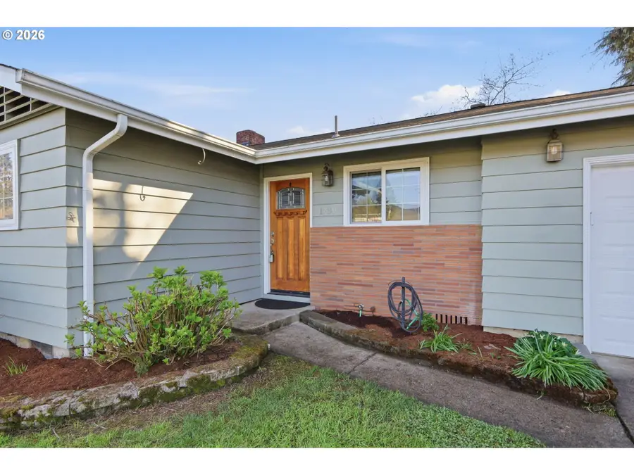 1789 Lawnridge Ave, Springfield, OR 97477 - #3