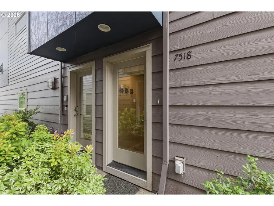 7518 N Burlington Ave, Portland, OR 97203 - #2