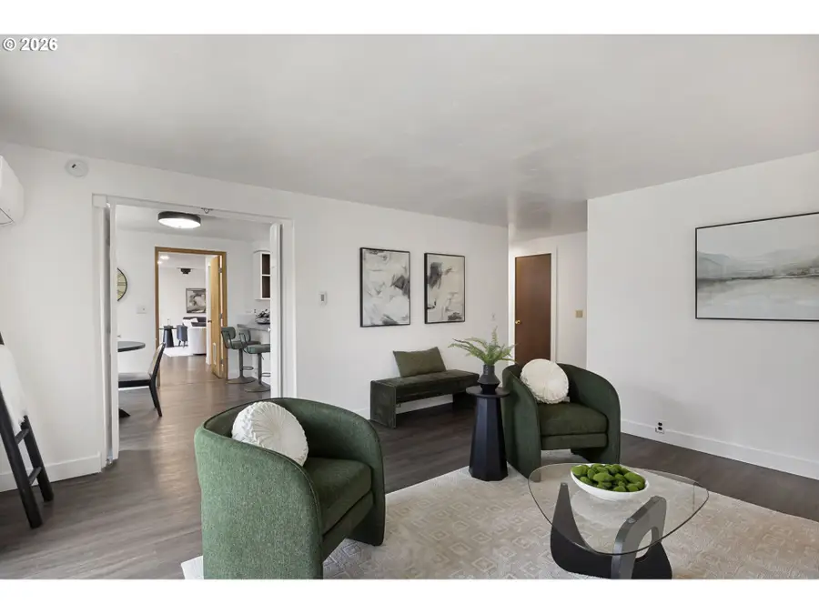 1885 Churchill St, Eugene, OR 97405 - #2