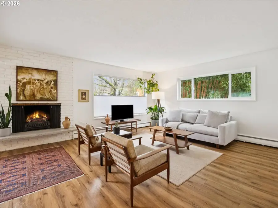 3332 SE 9th Ave, Portland, OR 97202 - #2