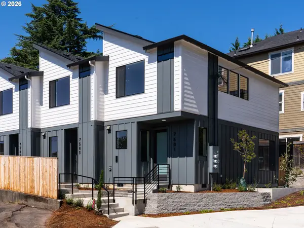 7585 SW Capitol Hwy, Portland, OR 97219