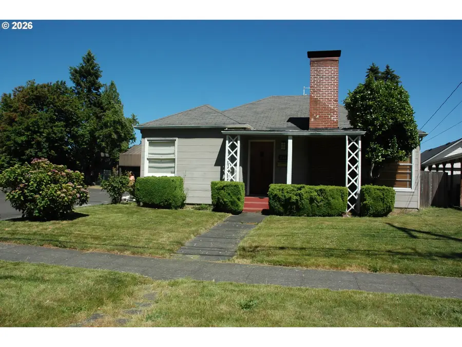 244 SE 5th Ave, Hillsboro, OR 97123 - #2