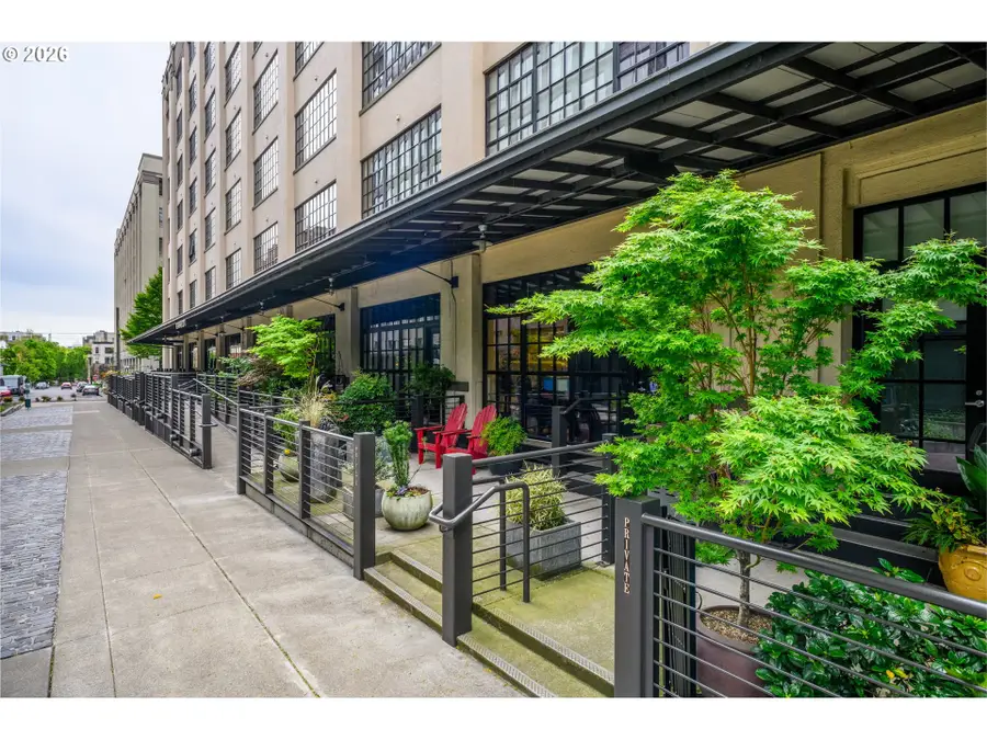 1400 NW Irving St #615, Portland, OR 97209 - #2