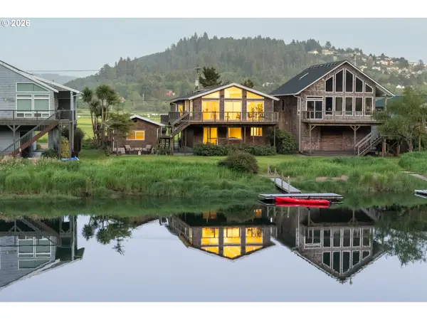 34098 Brooten Rd, PacificCity, OR 97135
