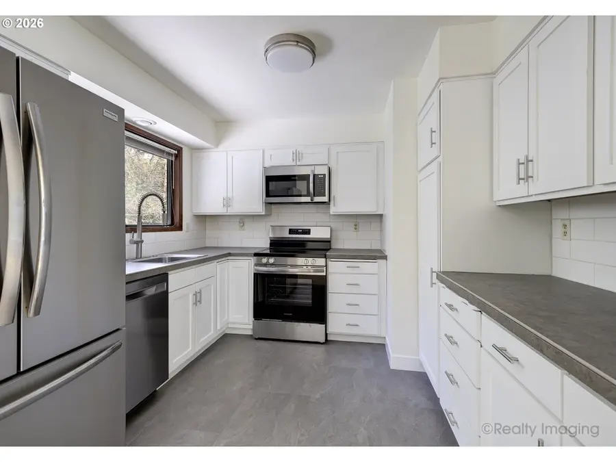 6902 SW 2nd Ave, Portland, OR 97219 - #2