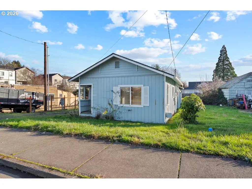 2820 19th Ave, Forest Grove, OR 97116 - #1