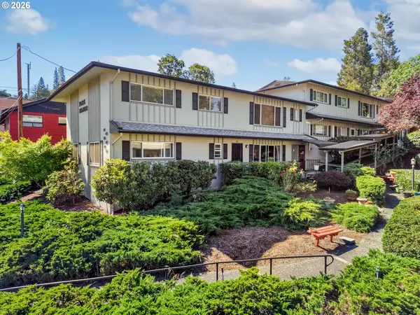 821 SE Mosher Ave, Roseburg, OR 97470