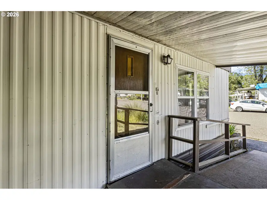 101 Athena Ln, Roseburg, OR 97470 - #3
