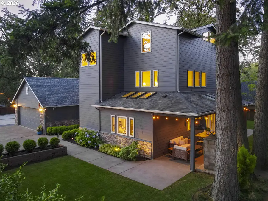 1359 Hammock St, Eugene, OR 97401 - #2