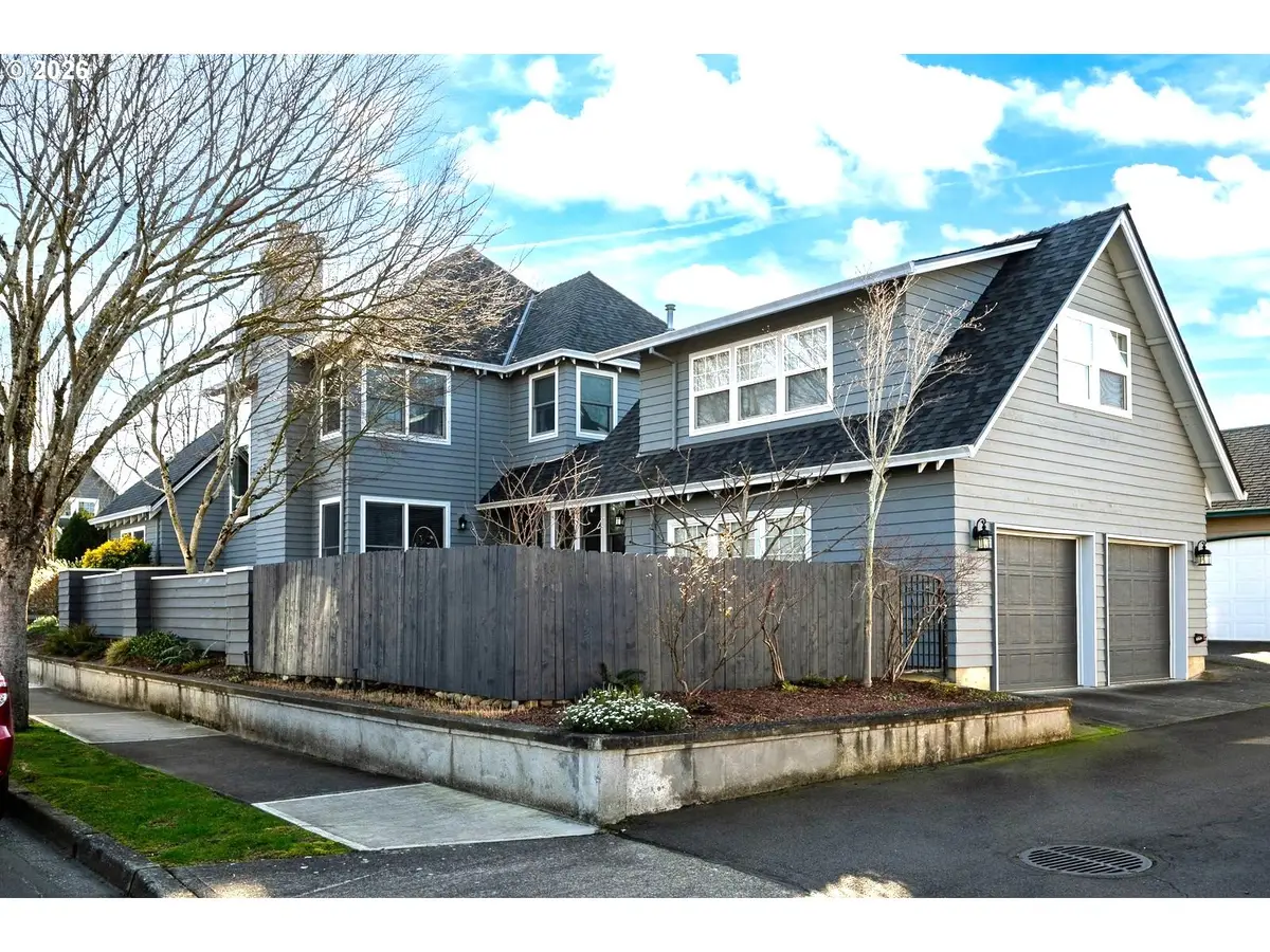 22285 NE Park Ln, Fairview, OR 97024 - #1