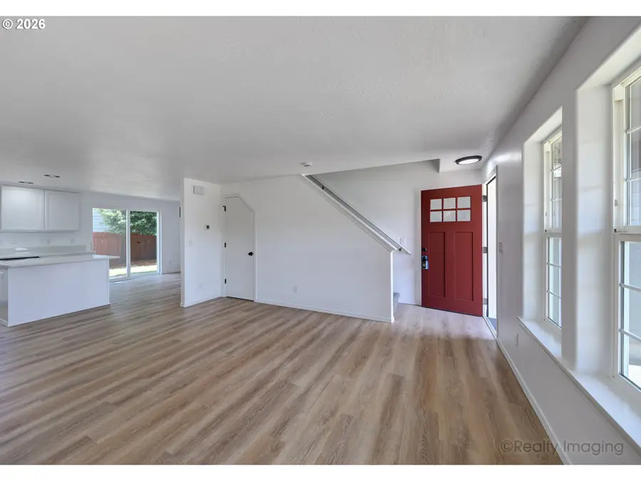 1041 Fabry Rd, Salem, OR 97306 - #3