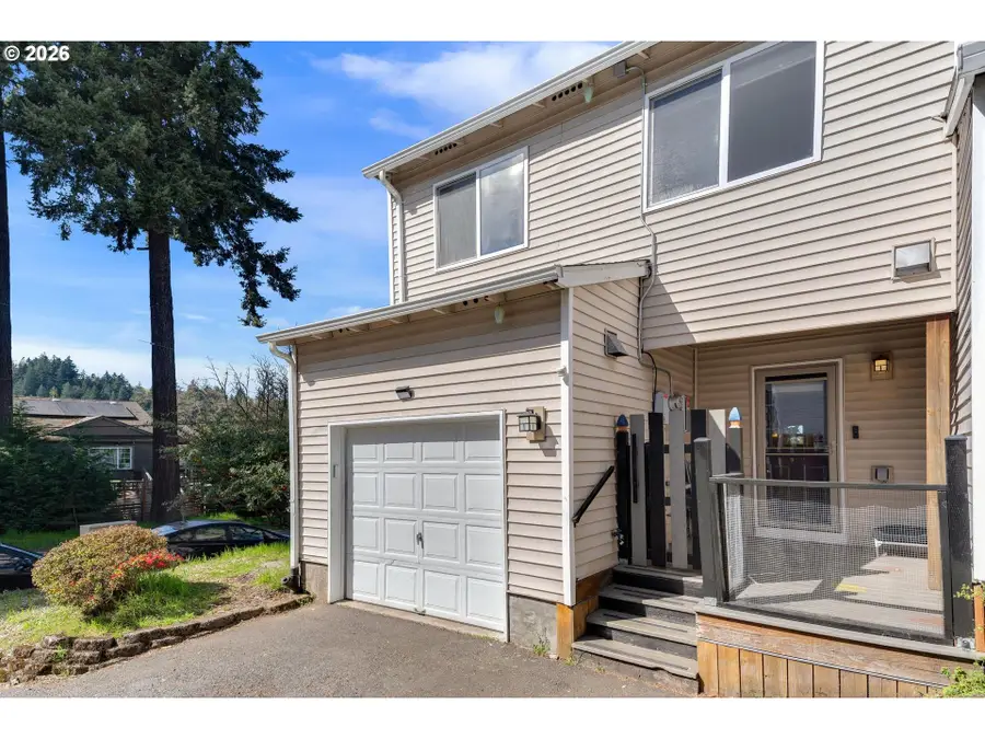 10324 NE Fargo St, Portland, OR 97220 - #2