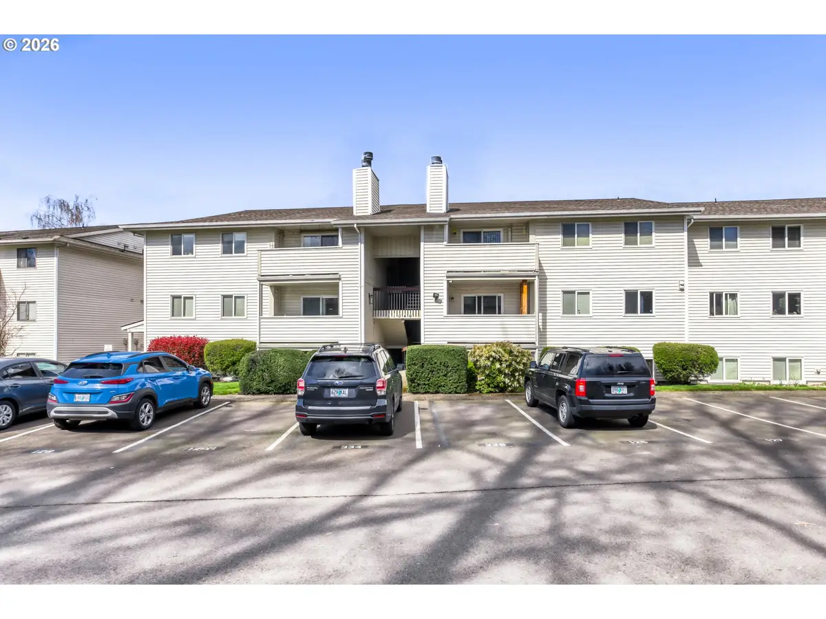 11046 SW Greenburg Rd, Portland, OR 97223 - #1