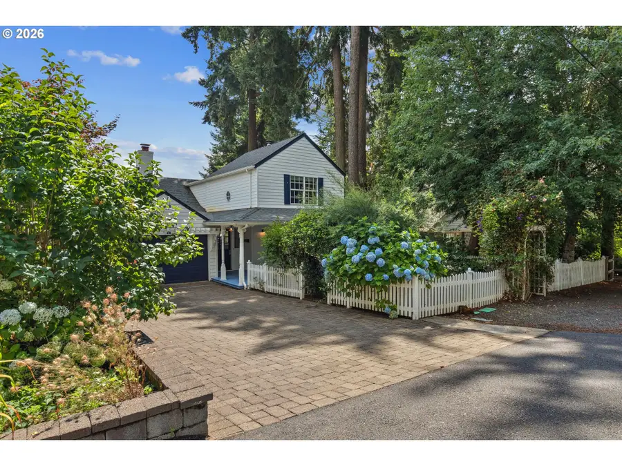 217 5th St, Lake Oswego, OR 97034 - #2