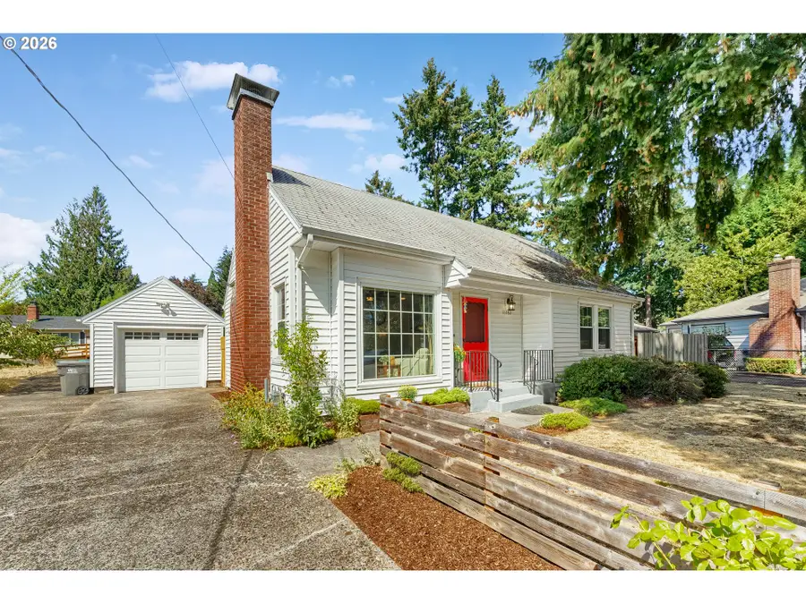 11282 SE Pine Ct, Portland, OR 97216 - #2