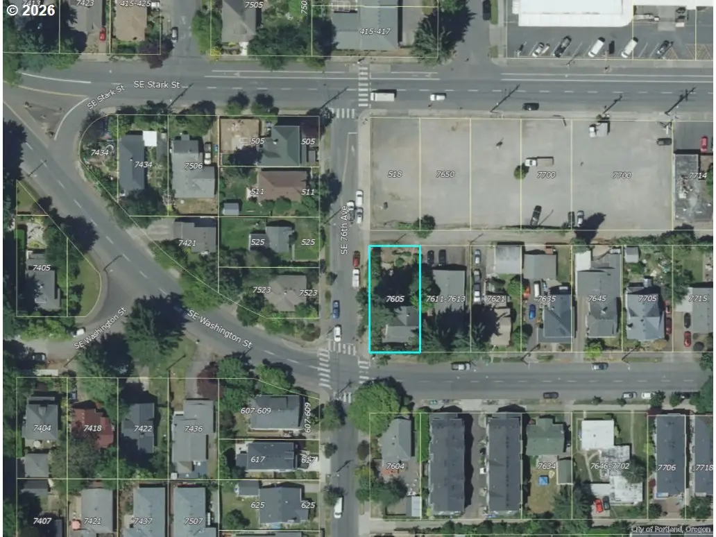 7605 SE Washington St, Portland, OR 97215 - #1