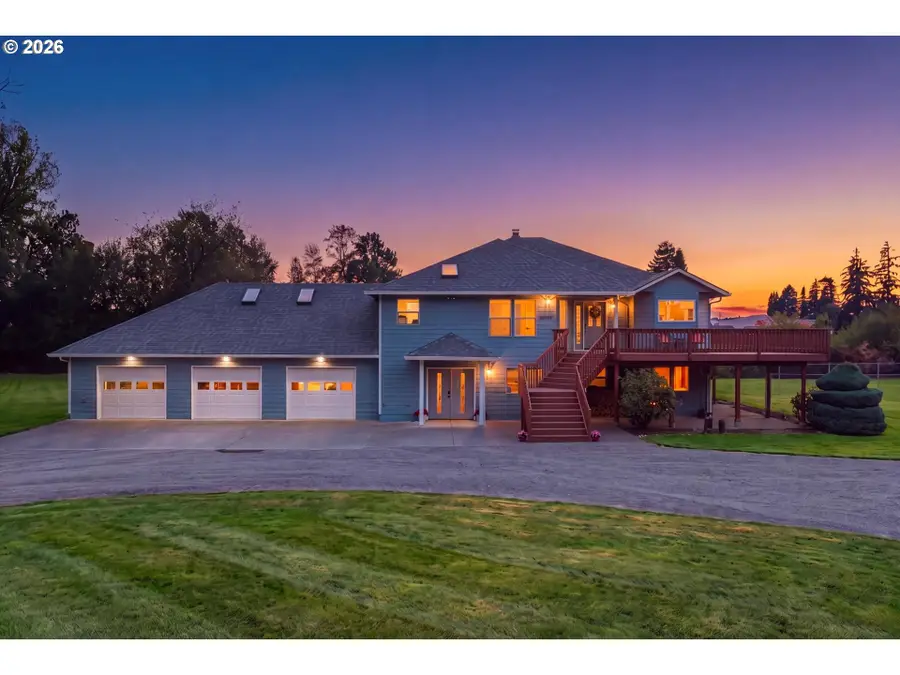 39806 NW 64th Ct, Woodland, WA 98674 - #3