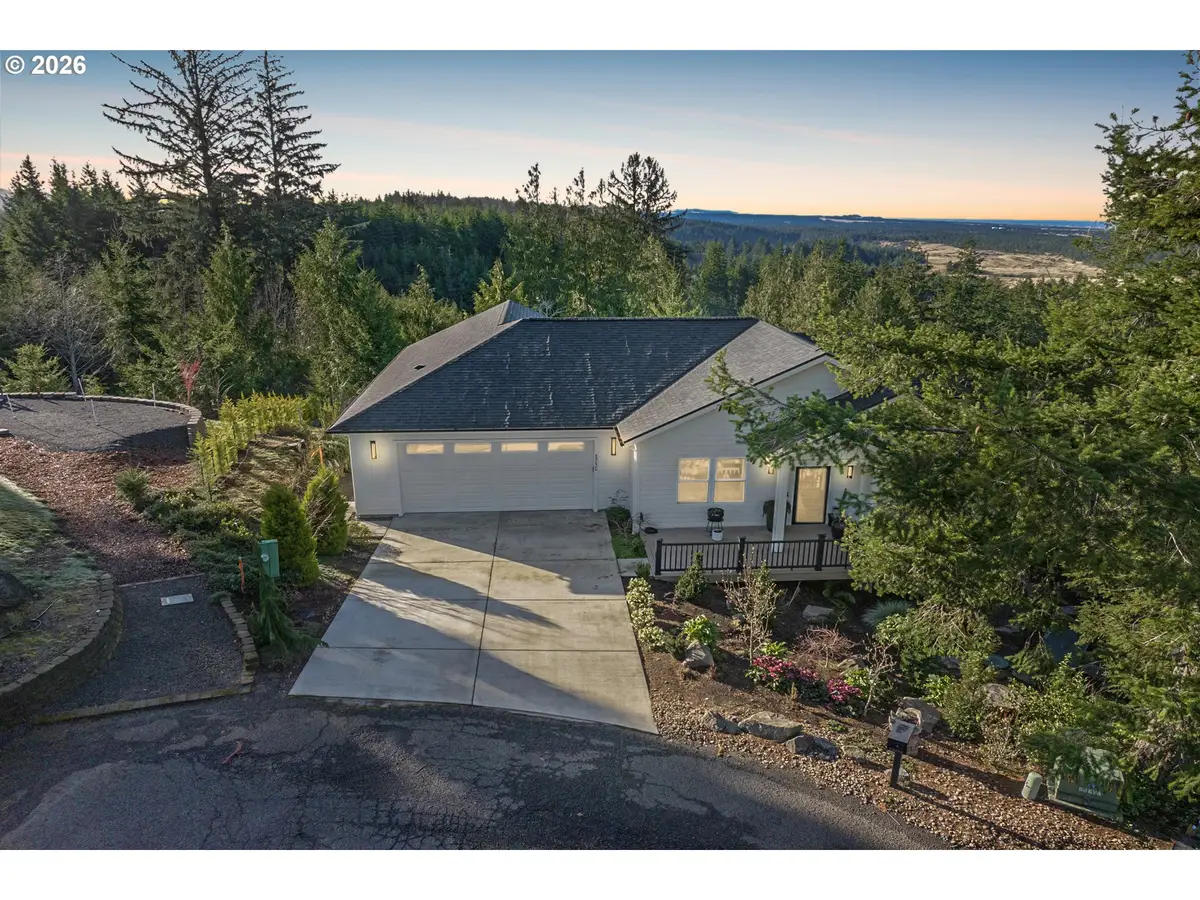 88620 Ocean View Ln, Florence, OR 97439 - Image #1