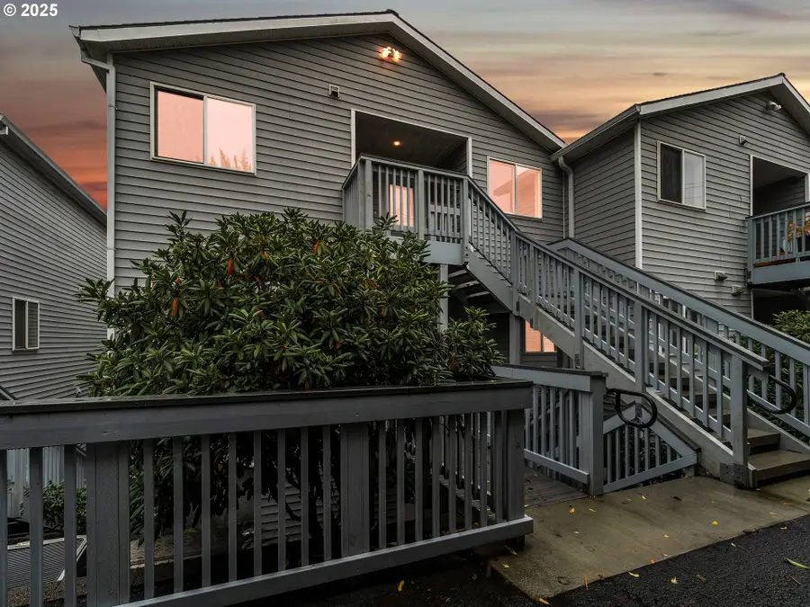 6722 N Richmond Ave, Portland, OR 97203 - Image #3