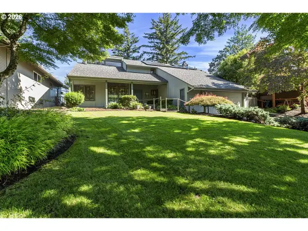 20307 NE Interlachen Ln, Fairview, OR 97024