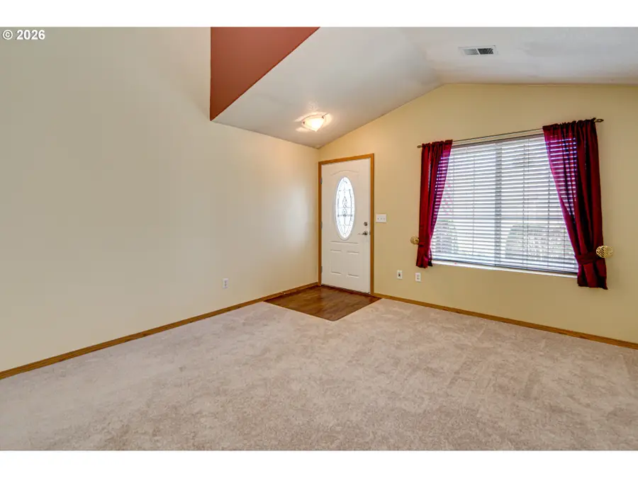 2120 NE 77th Ave, Vancouver, WA 98664 - #3