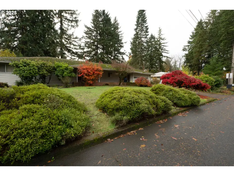 3218 SE Deswell St, Milwaukie, OR 97267 - Image #2