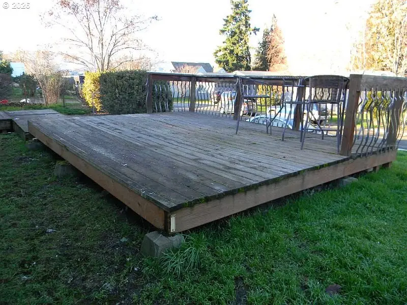 214 E 13th St, The Dalles, OR 97058 - #3