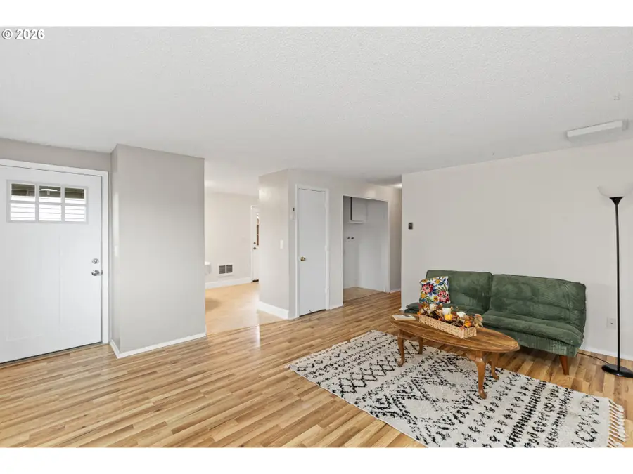 806 SW 15th St, Pendleton, OR 97801 - #3