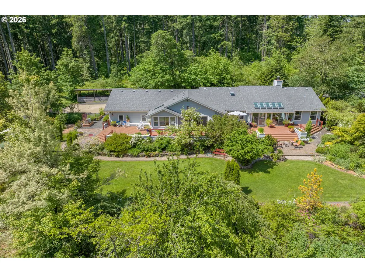 31338 Fox Hollow Rd, Eugene, OR 97405 - #1