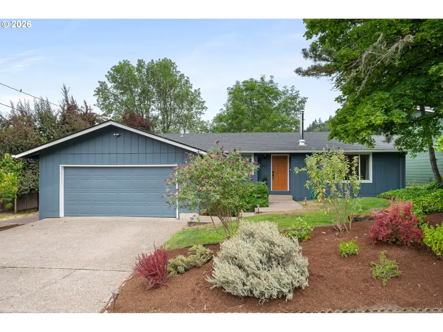 911 Snell St, Eugene, OR 97405 - #2