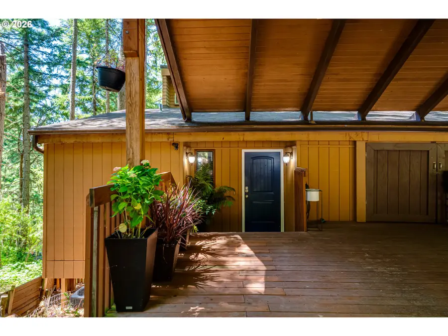 3721 Pine Canyon Dr, Eugene, OR 97405 - #2