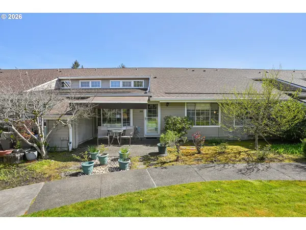 13775 SW Scholls Ferry Rd #208, Beaverton, OR 97008