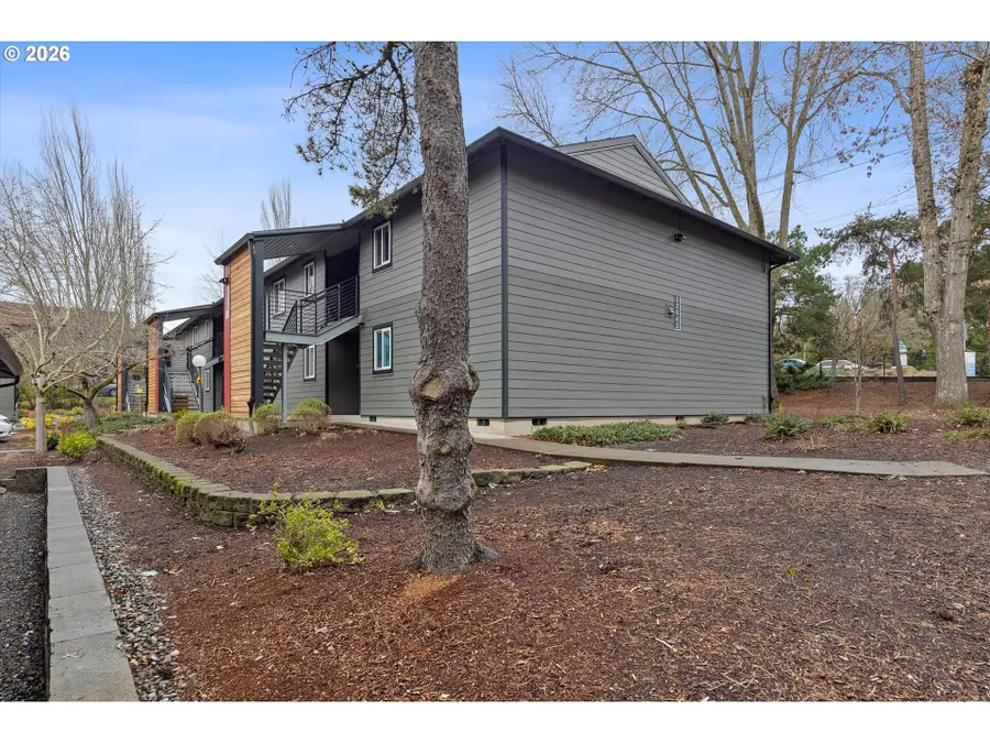 12642 NW Barnes Rd #8, Portland, OR 97229 - Image #2