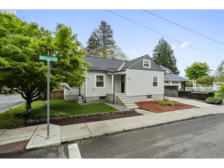 1346 NW Couch St, Camas, WA 98607 - #2