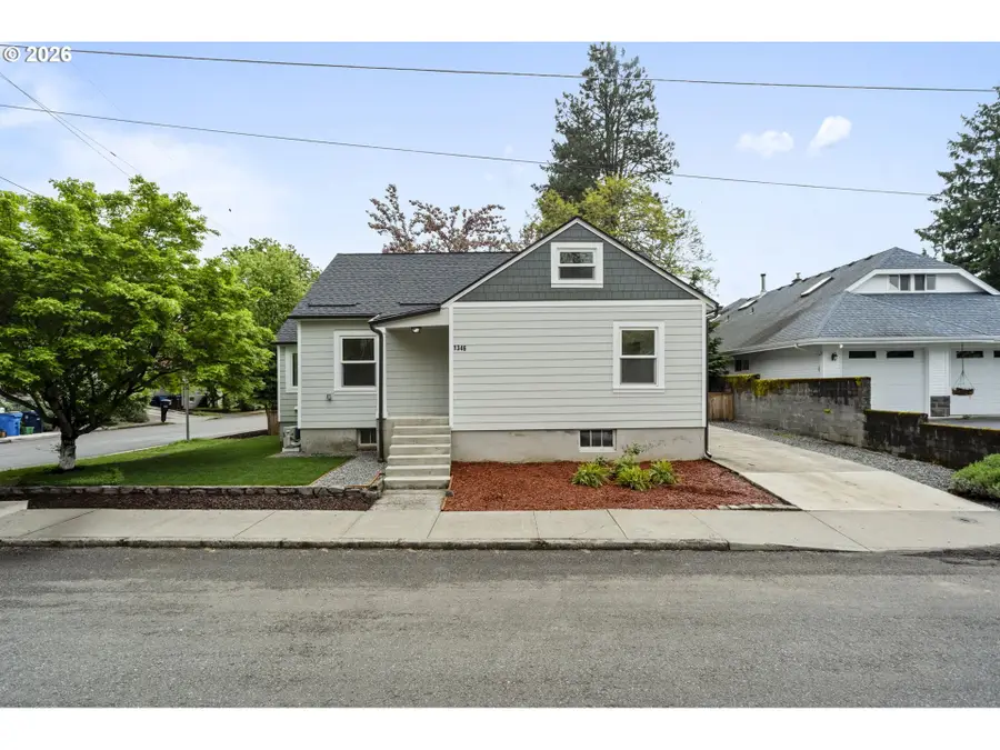 1346 NW Couch St, Camas, WA 98607 - #3